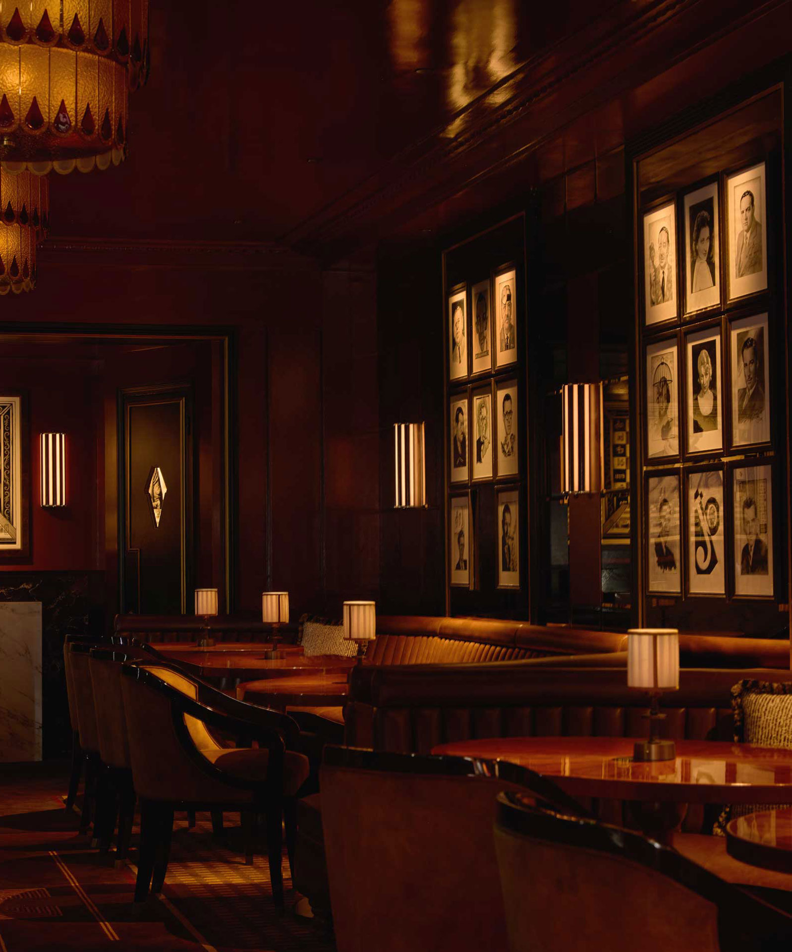 Simpson's Bar details - Simpson's in the Strand